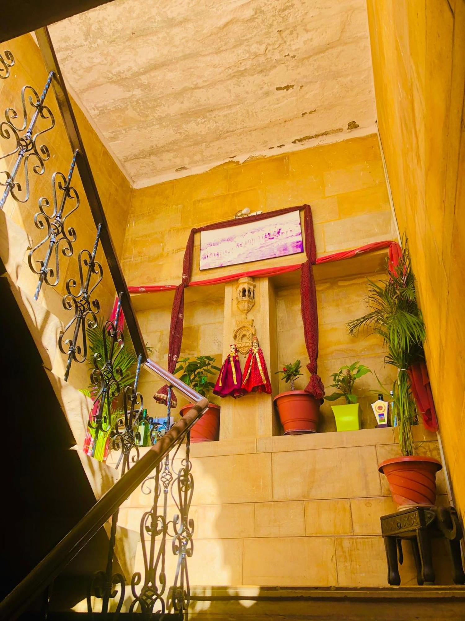 Hotel Pol Haveli Джайсалмер Екстериор снимка