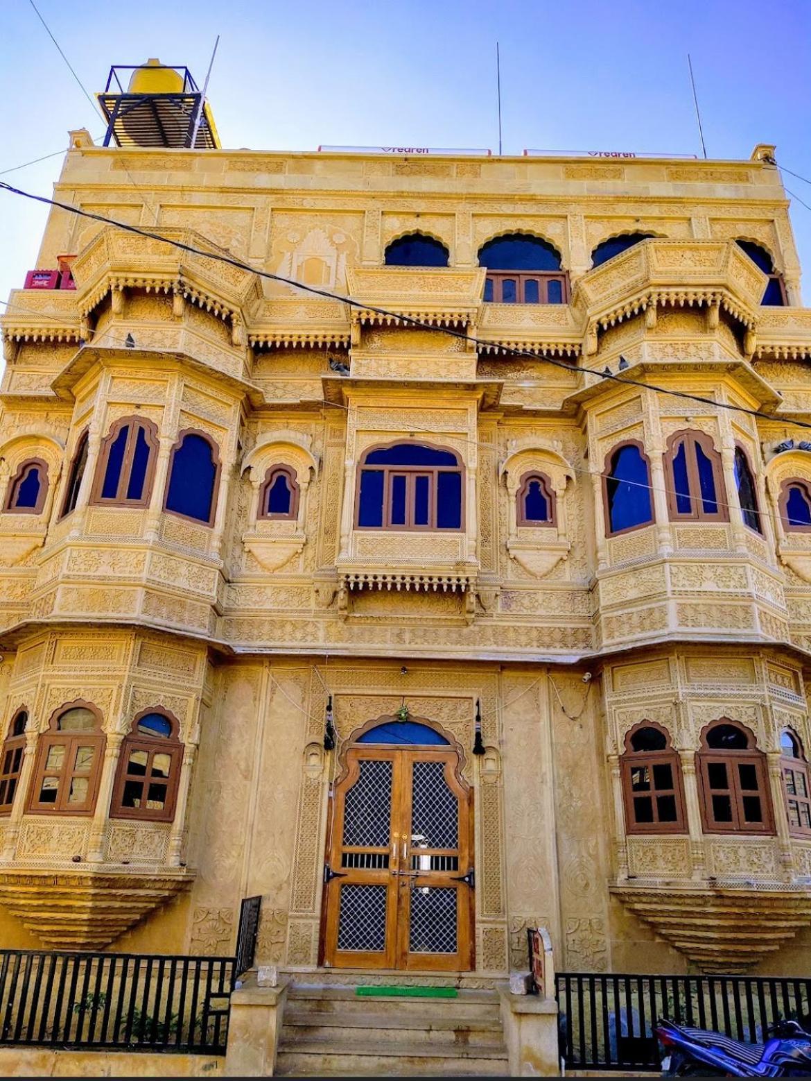 Hotel Pol Haveli Джайсалмер Екстериор снимка