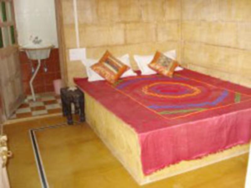Hotel Pol Haveli Джайсалмер Екстериор снимка